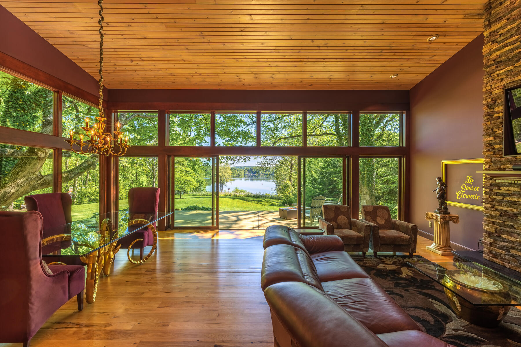 1 JZP_LakeVueInterior_067