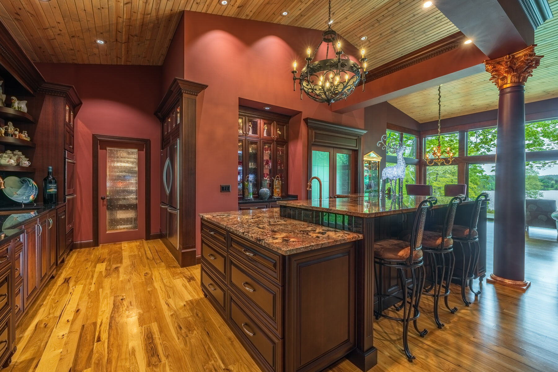 5 JZP_LakeVueInterior_007