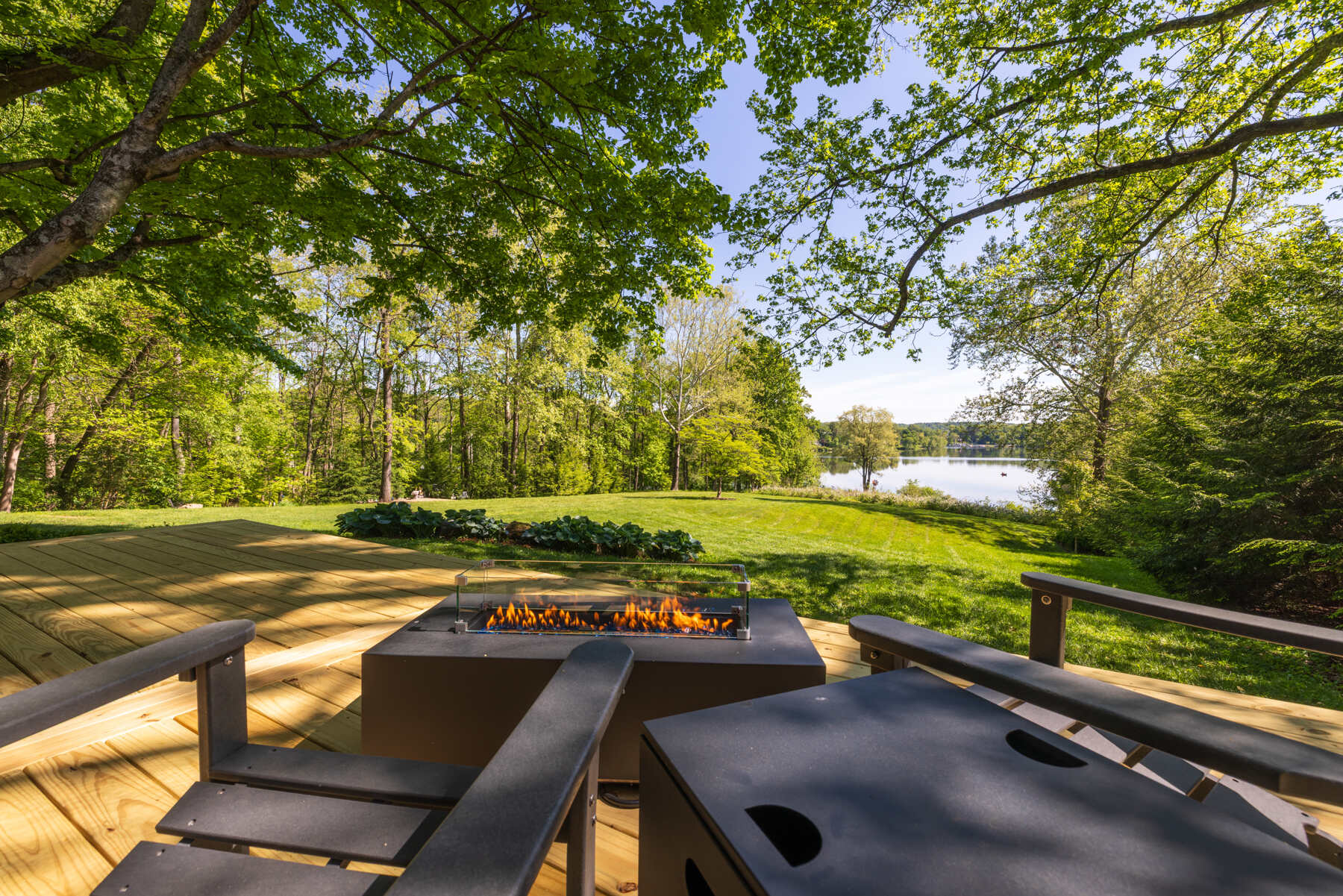 JZP_LakeVueExterior_078