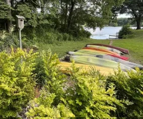 amenities kayaks mob